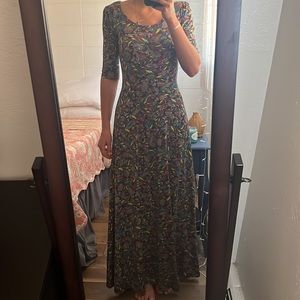 NWOT lularoe maxi dress, small